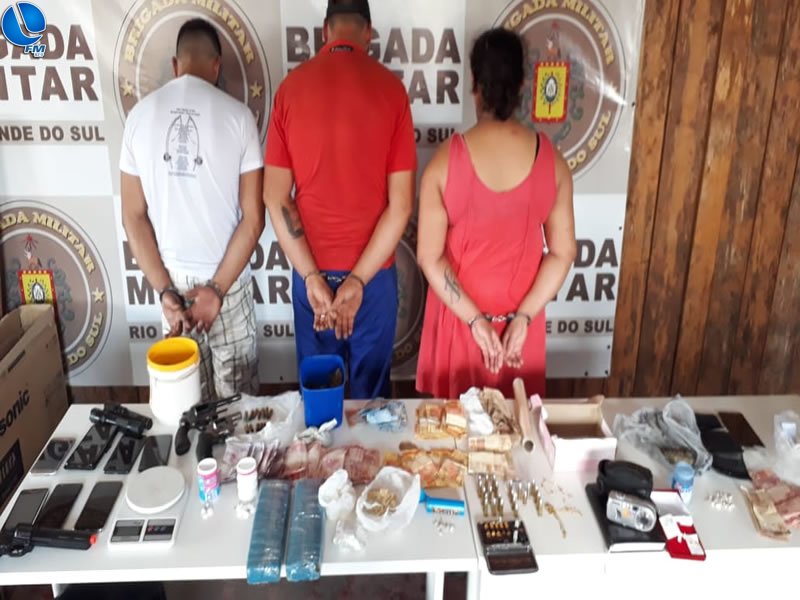 Traficantes são presos no Bairro São José com grande quantidade de produtos ilícitos e entorpecentes