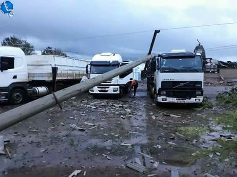 Temporal causa destruição e morte
