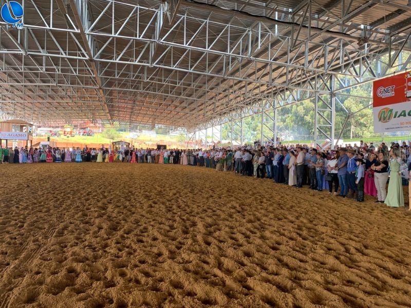 Abertura Oficial da Cancha Ubirajara Índio do Brasil Muliterno na Festa Nacional do Churrasco e o Rodeio Crioulo Internacional