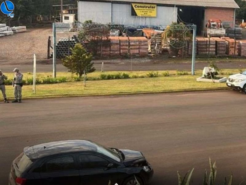 Cadeirinha salva bebê de três meses em colisão entre Gol e camionete na ERS-343, em Cacique Doble