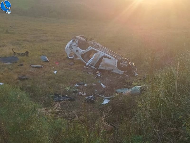 Família argentina tem veículo saqueado após acidente em Vacaria