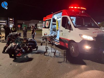 Motociclista fica ferido após ser atingido por Land Rover que fugiu do local em Passo Fundo