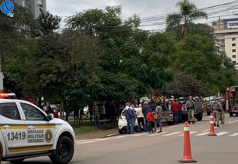 Colisão envolve 5 veículos na Afonso Pena