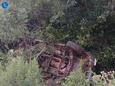 Bombeiros de São José do Ouro atendem saída de pista na ERS-343