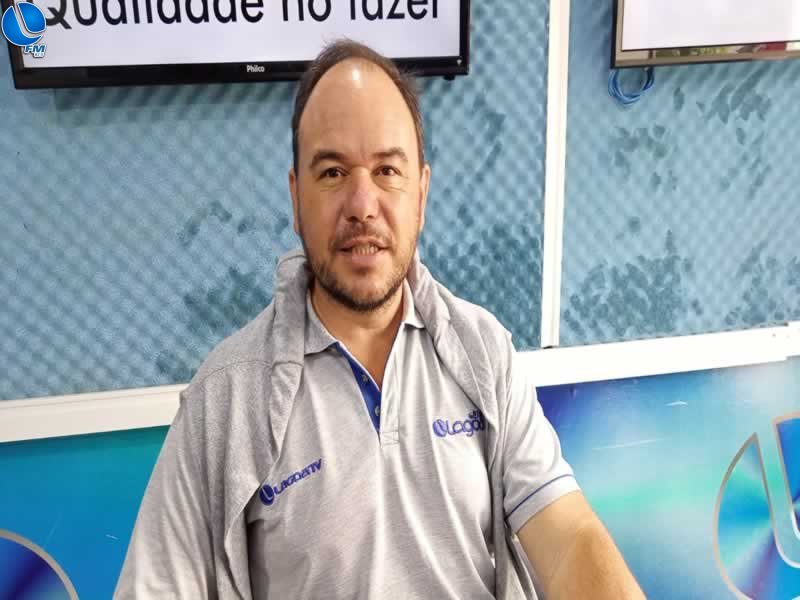 Alessandro Muliterno comenta andamento das obras no Parque de Rodeios