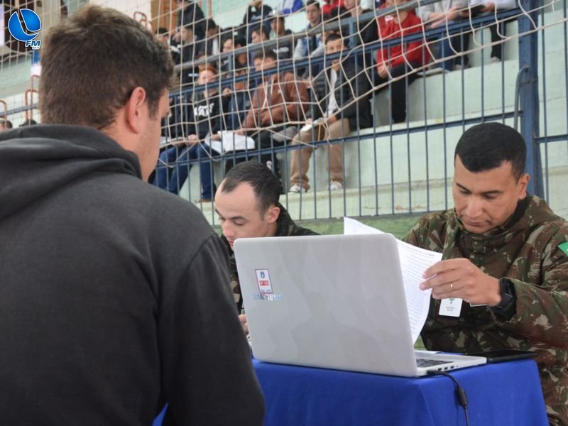 Junta Militar orienta jovens sobre o alistamento militar em Lagoa Vermelha