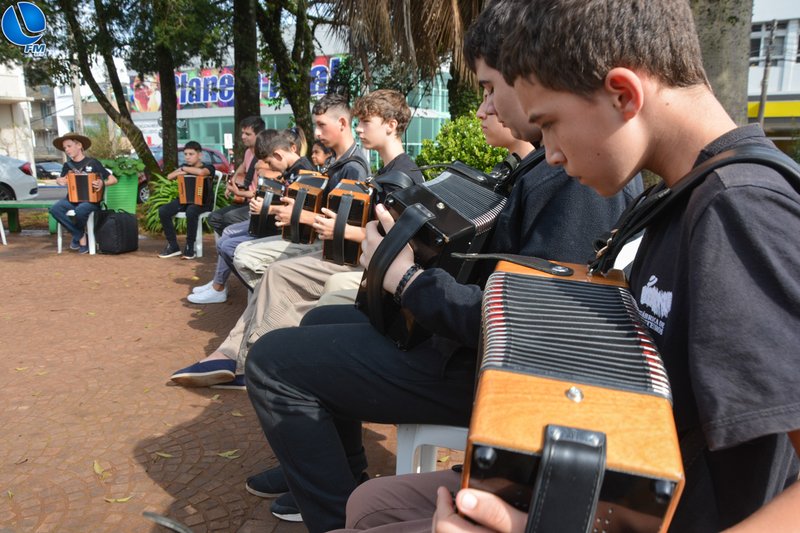 Fábrica de Gaiteiros vai promover Dia do Acordeon em Lagoa Vermelha