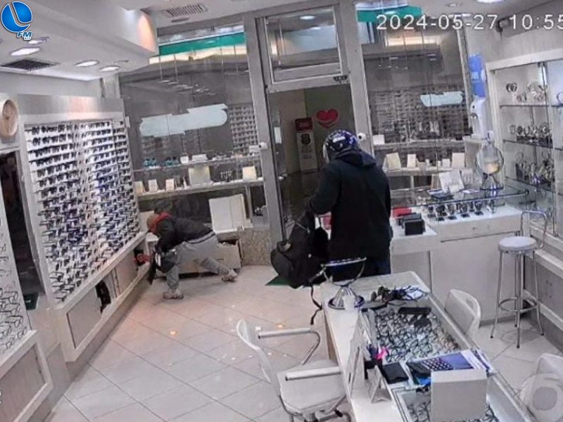 Joalheria é assaltada no Bourbon, em Passo Fundo