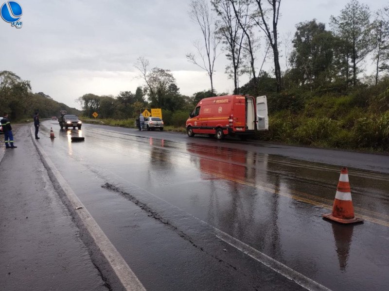 Jovem morre atropelado por caminhão na ERS-153, em Passo Fundo