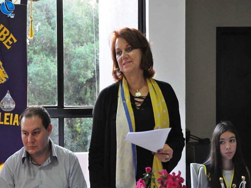 Lions Azaleias e Leãozinho Azaleias empossam suas diretorias