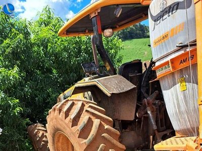 Idoso fica ferido ao tentar conter trator em movimento no interior de Barão de Cotegipe