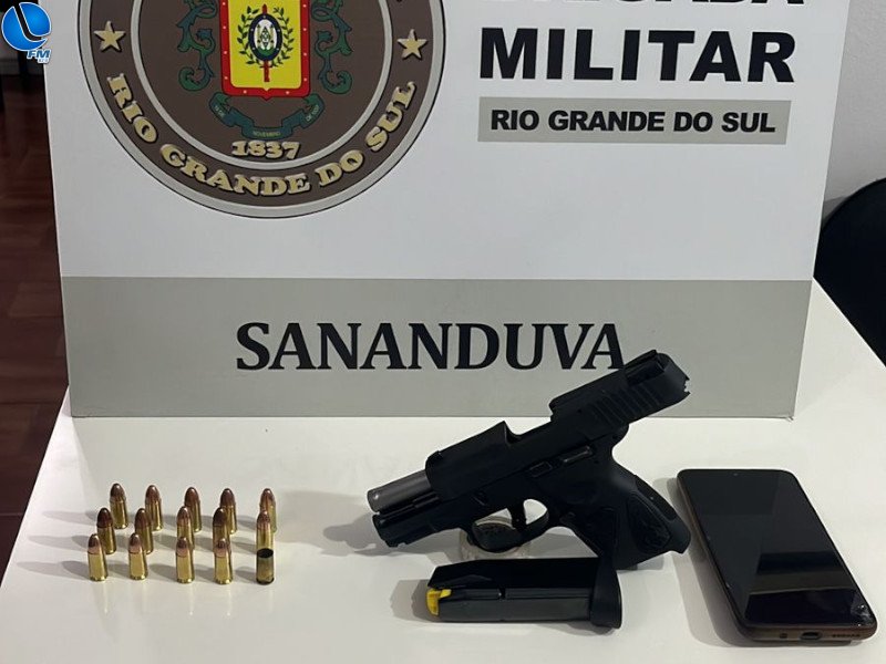 Brigada Militar efetua prisão por porte ilegal de arma, em Sananduva