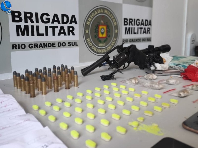 Homem é preso por tráfico de drogas e posse irregular de arma de fogo, em Casca