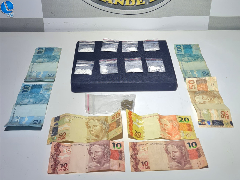 Mulher é presa por tráfico de drogas em Guaporé