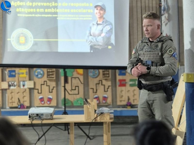 10º BPM realiza ação preventiva em escola de Vacaria