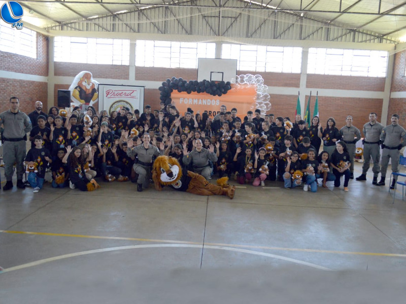 Brigada Militar realiza formatura do PROERD em Muitos Capões
