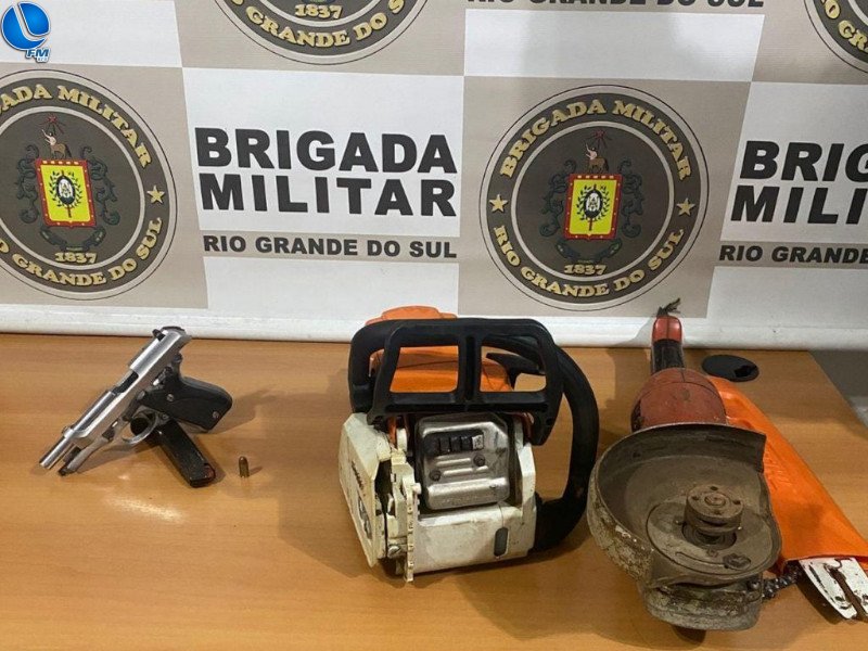 Homem é preso com arma e objetos sem procedência em Tapejara