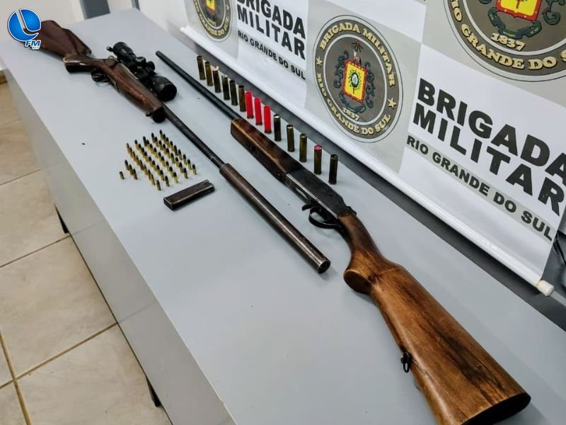 Mulher é detida por posse irregular de armas em Nova Prata