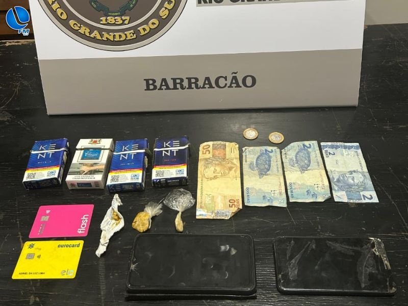 Brigada Militar prende dois homens por tráfico de drogas em Barracão