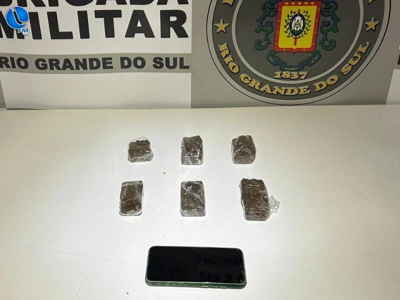 ROCAM desarticula ponto de venda de drogas em hotel no centro de Guaporé