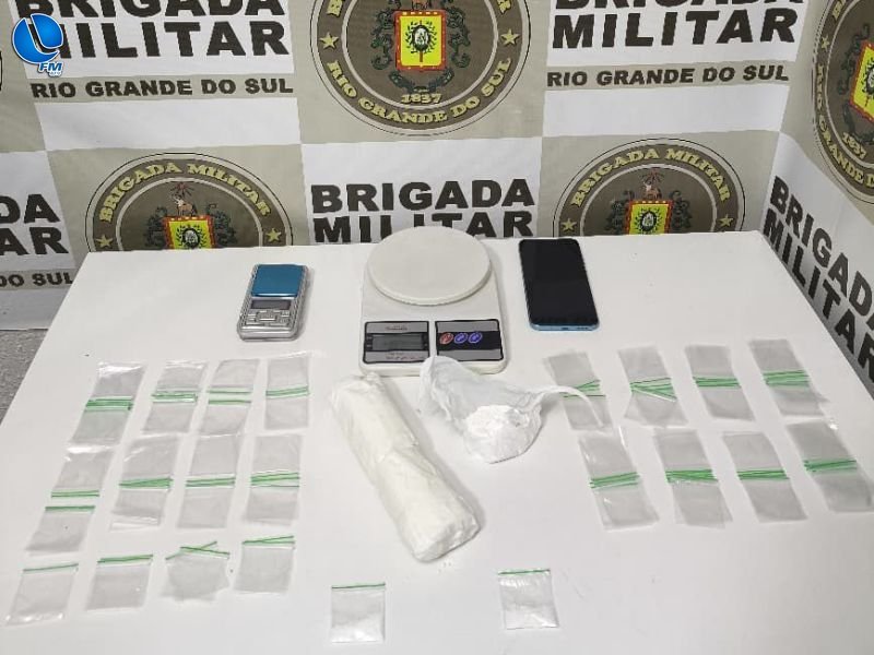 Brigada Militar apreende adolescente de 15 anos por tráfico de drogas em Serafina Corrêa