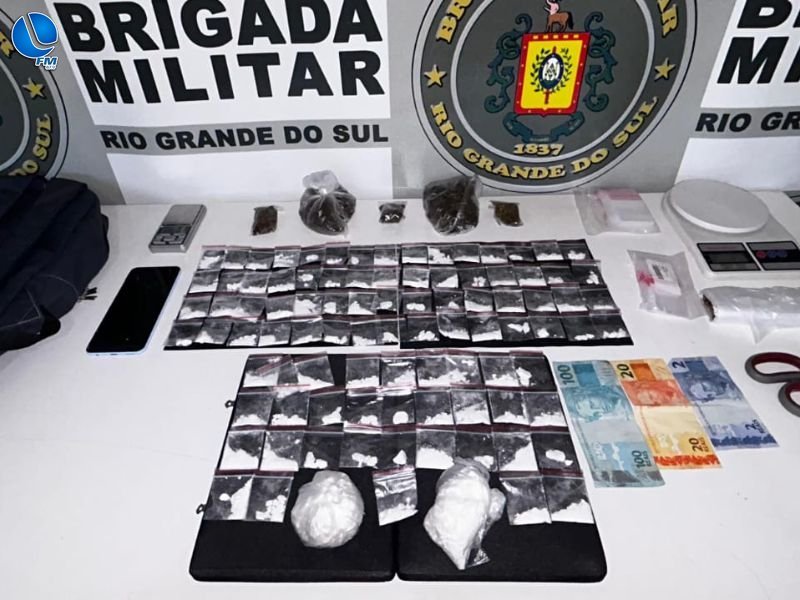 Jovem é preso com mochila recheada de drogas em Guaporé