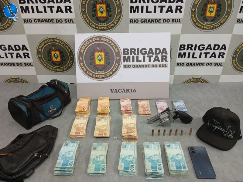 Brigada Militar prende dupla por roubo e recupera mais de R$ 120 mil em Vacaria