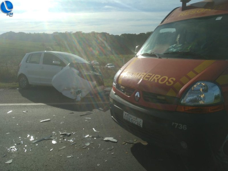 Duas pessoas ficam feridas em acidente na BR 285