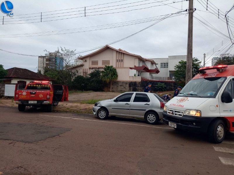 Acidente deixa duas pessoas feridas no perímetro urbano