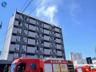 Homem é encontrado morto após incêndio em hotel no centro de Erechim