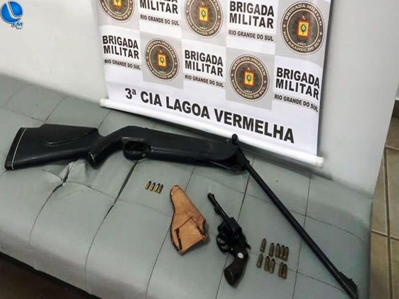 Prisão por porte ilegal de arma no interior de Caseiros