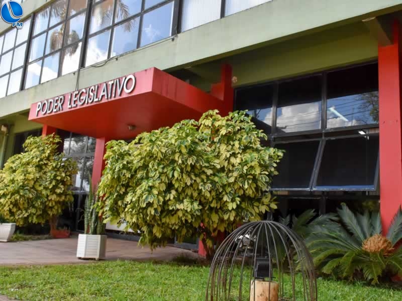 Criação do cargo de Monitor Escolar em escolas municipais é aprovada