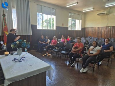 Capacitação qualifica equipes de higienização das unidades de saúde do município