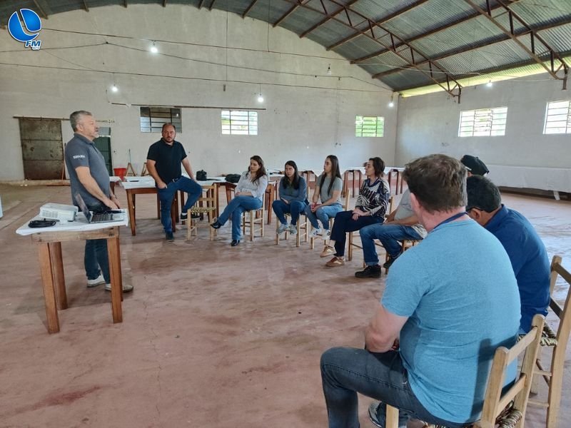 Comunidades de Pizzamiglio e Campinas recebem orientações sobre a Nota Fiscal Eletrônica