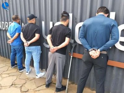 Polícia Civil prende quatro estelionatários em flagrante por golpe do bilhete premiado em Vacaria