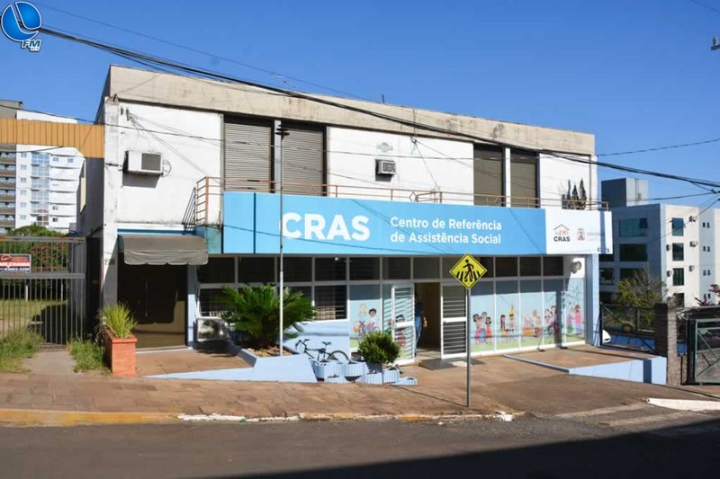 CRAS distribui cestas básicas do Programa de Alimentação
