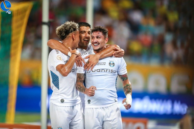 Grêmio vence com dificuldades o Cuiabá no Mato Grosso