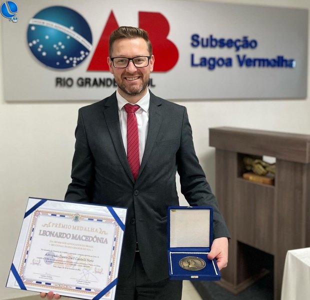 Dante Dal Castelli Neto recebe Medalha Leonardo Macedônia