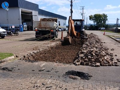 Distrito Industrial II recebe obras de recuperação no calçamento