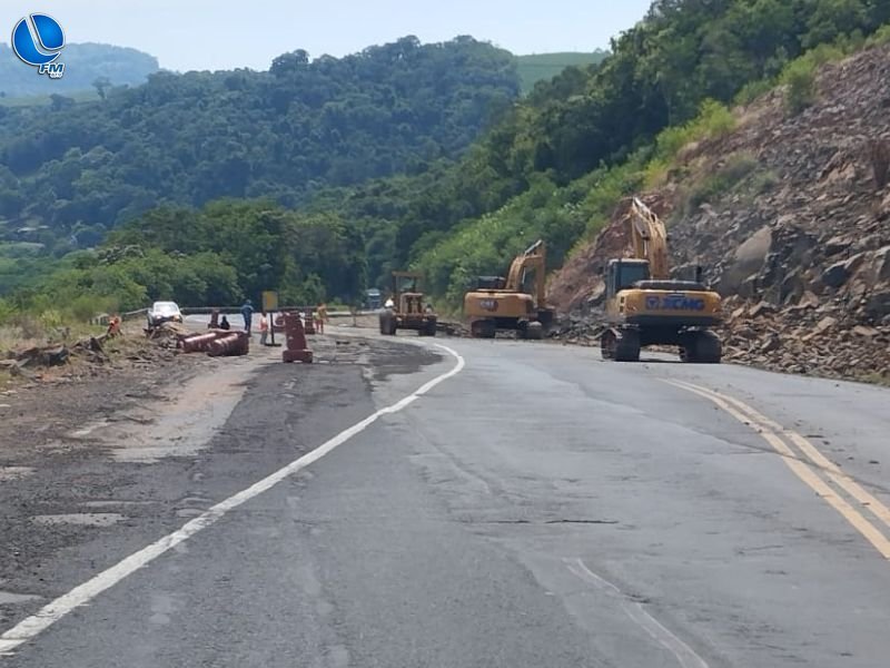 BR-153 será bloqueada para detonação de rochas entre Concórdia e Erechim nesta sexta-feira