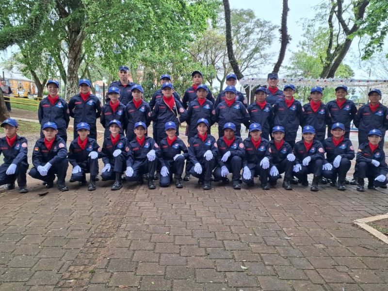 Formatura do Projeto Bombeiro Mirim 2025