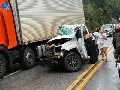 Grave acidente na BR-282 deixa feridos na região da Grande Florianópolis
