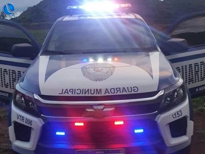 Estudante de 13 anos desacata diretora e guarda municipal após recolhimento de celular, em Vacaria