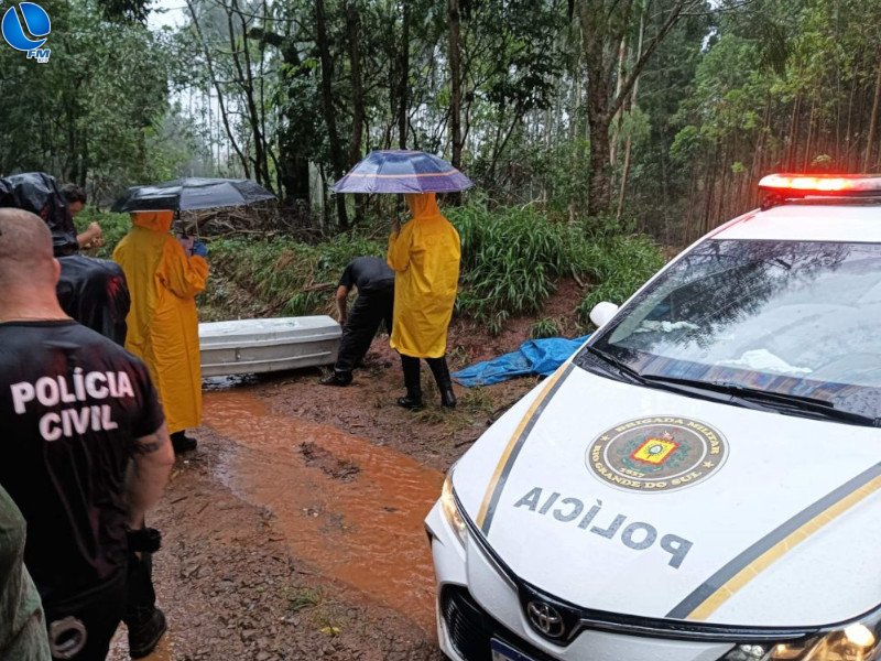 Homem é encontrado morto com golpes de faca em Passo Fundo
