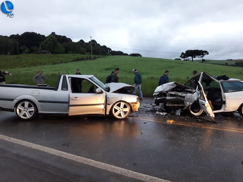 Grave acidente na BR 285 deixa 06 pessoas feridas
