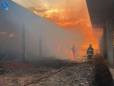 Incêndio destrói galpão de feno e maquinários em Mato Castelhano