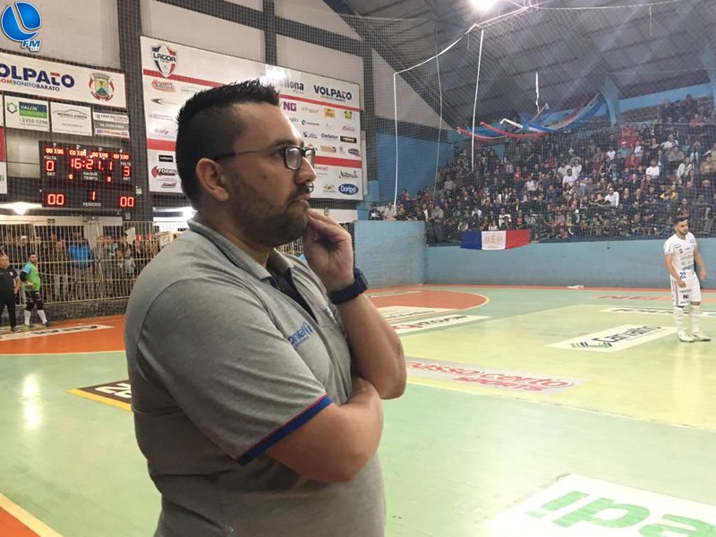 Treinador Adão Ricardo e a decisão deste sábado