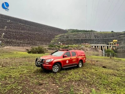 Bombeiros de Vacaria atendem ocorrência de afogamento na Barragem Barra Grande, em Pinhal da Serra