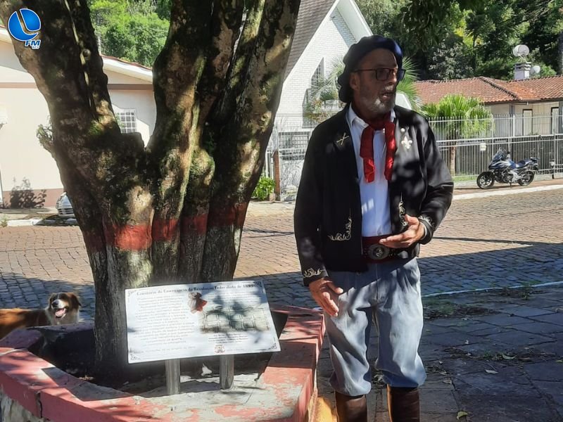 Marco Histórico em homenagem aos combatentes da Revolução de 1893