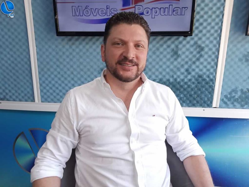 Maurício Casarin comenta repercussão de indicação de Carpinejar